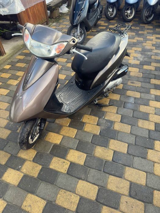 Скутер хонда ямаха сузукі honda yamaxa