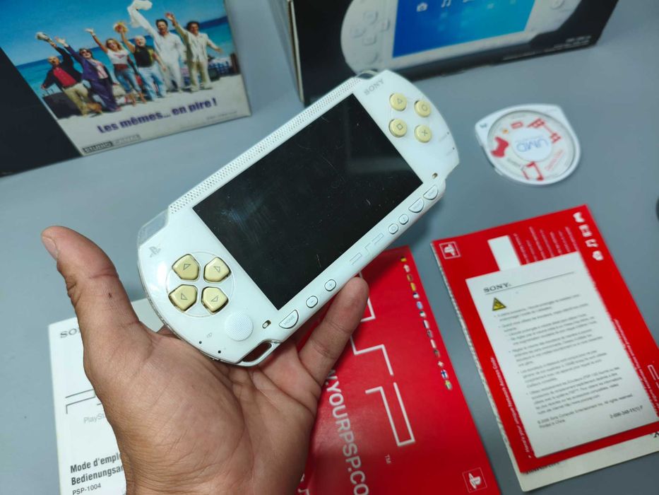 PSP 1000 Branca em Caixa