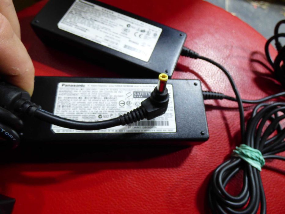 Електрошрот Оригинал блок питания Panasonic 15.6V 5A 78W 5.5/2.5