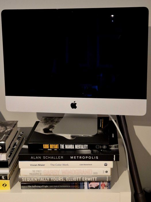 iMac de 21,5 polegadas. Funciona lindamente!