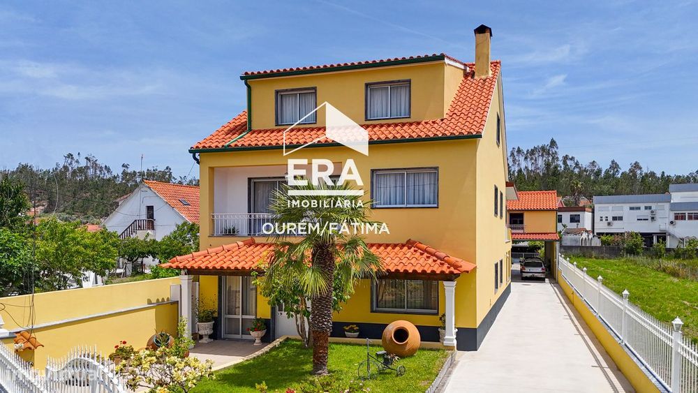 Moradia T5, Rio de Couros, Ourém