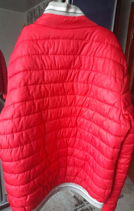 Продам куртку жіночу