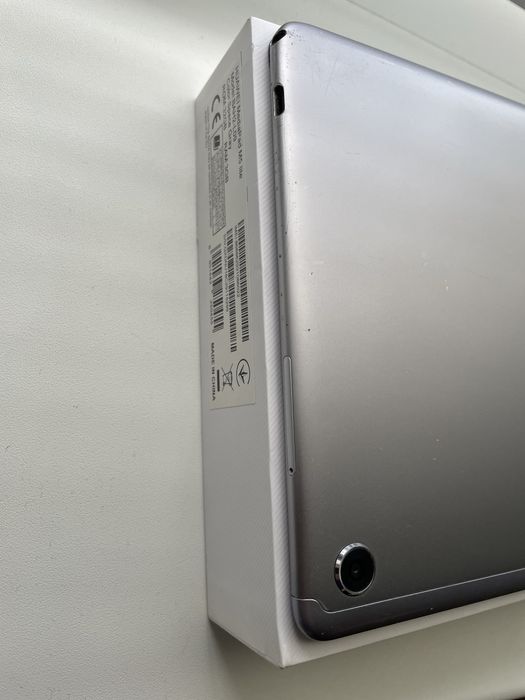 Планшет Huawei MediaPad M5 Lite BAH2-L09 10.1" LTE 3/32Gb Gray