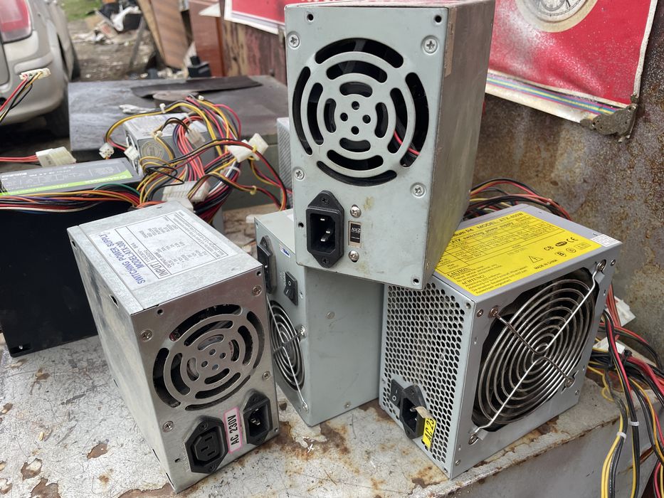 Блок питания компьютерный