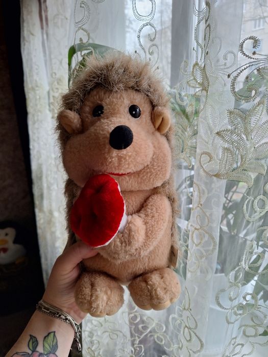 М'яка іграшка їжак