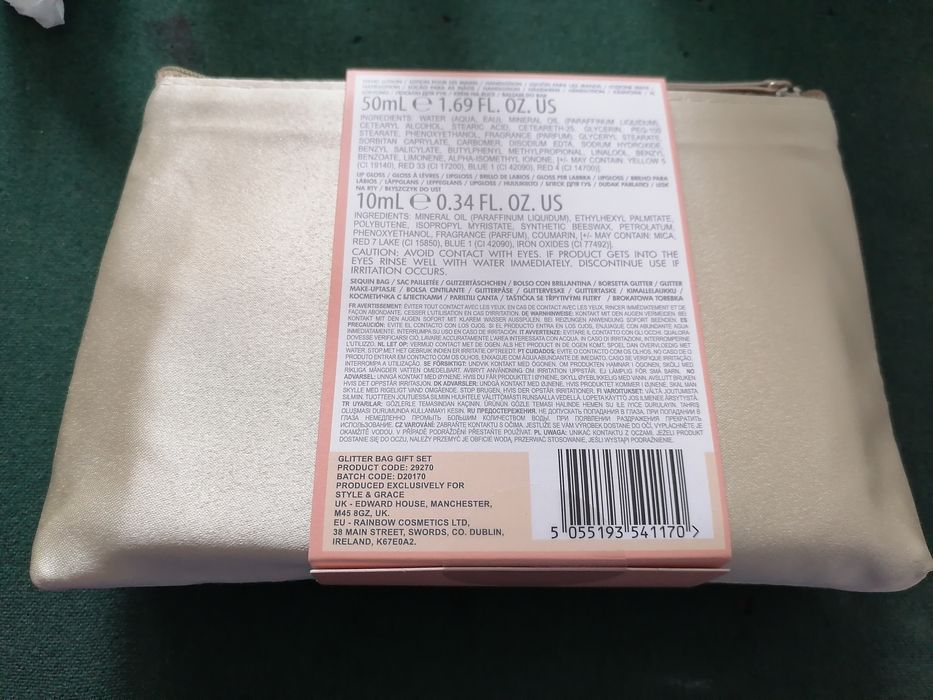 Bolsa creme mãos e lip gloss