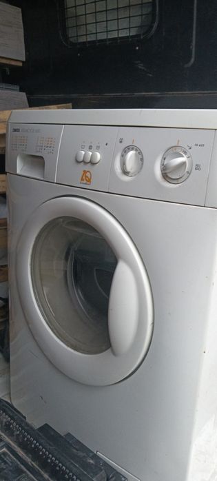 Sprzedam pralkę spr