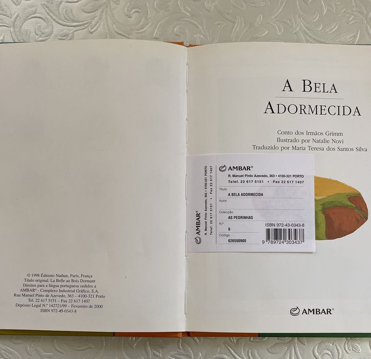 Livro: "A bela adormecida" (adaptado para crianças)