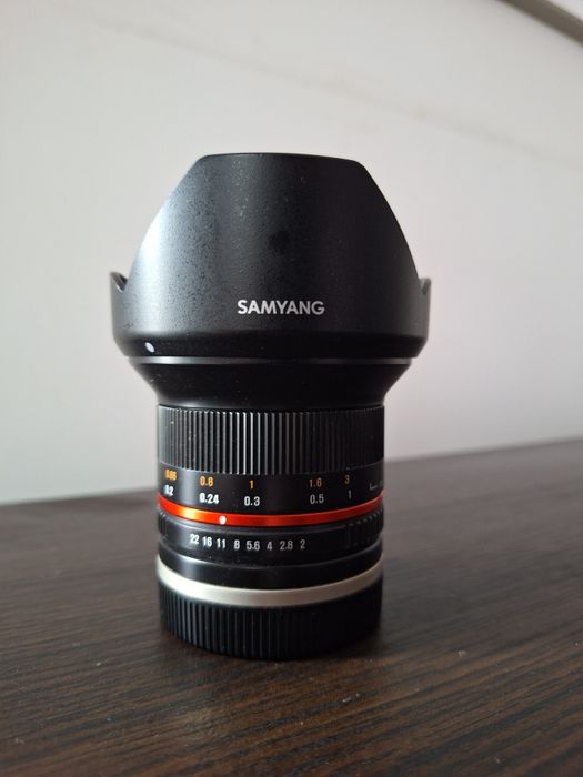 Lente Samyang 12mm f2.0 Sony