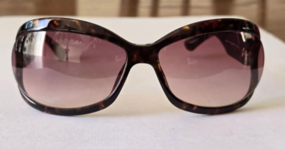 Eleganckie okulary przeciwsłoneczne firmy Monnari
