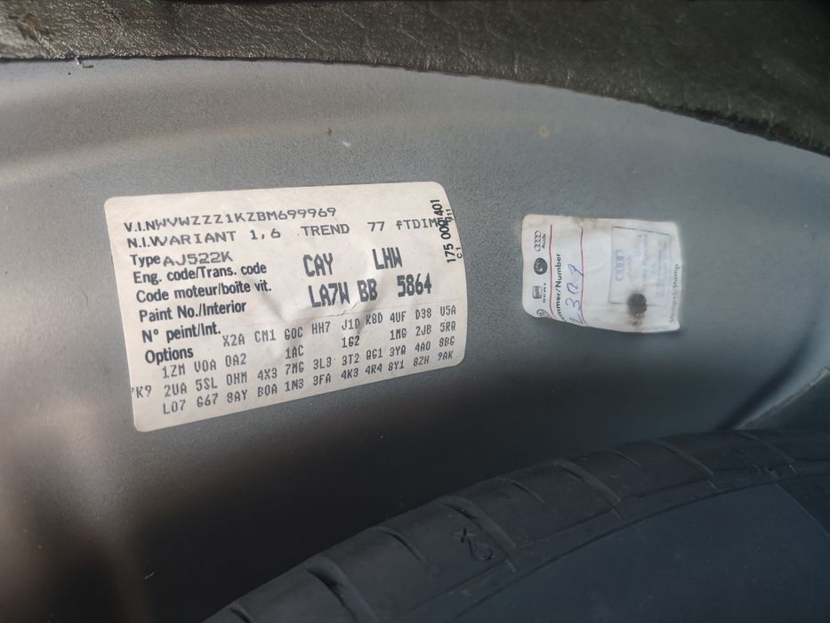Автомобіль Volkswagen golf 6 Variant 1,6 TDI 2011