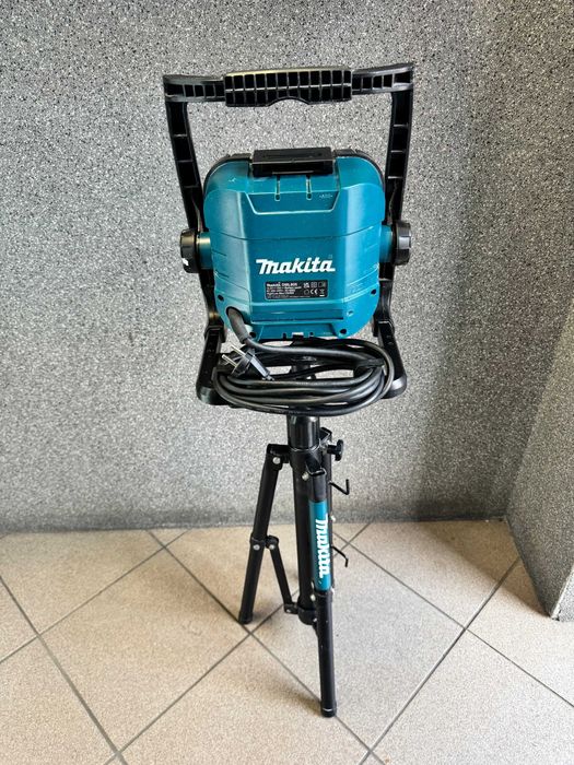 Halogen MAKITA DML805 + STATYW od loombard milicz