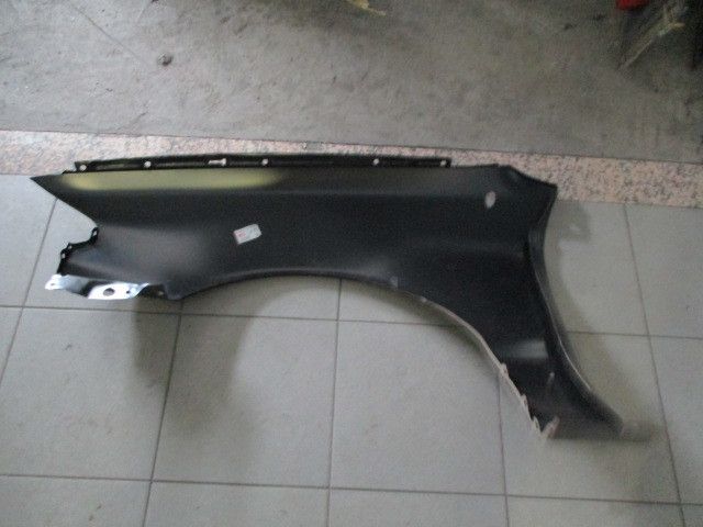 Guarda-lamas direito HYUNDAI Accent I (X3)