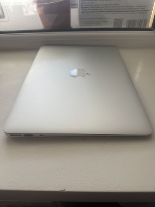 Ідеальний Macbook AIR Intel I5 4RAM 128SSD A1466