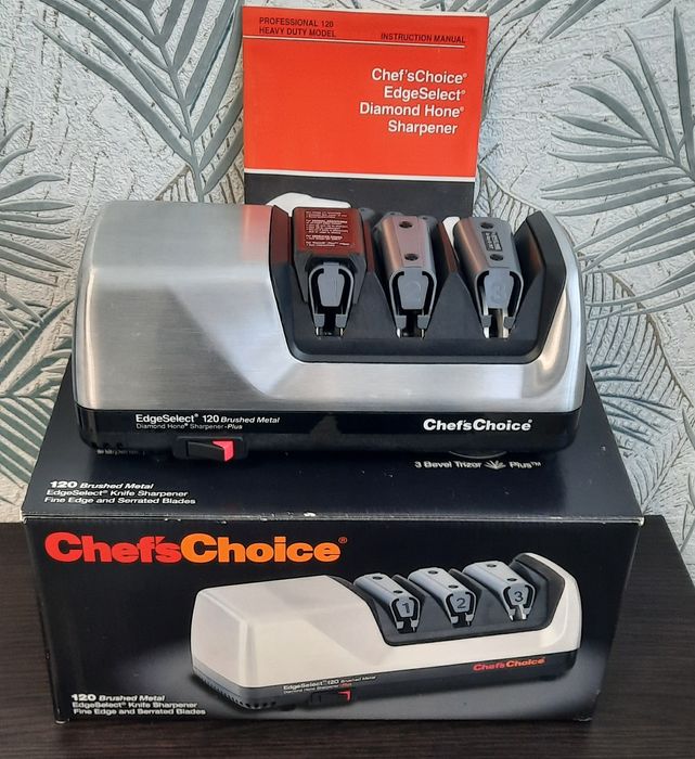 Електрична точилка для ножів  Chef's Choice 120