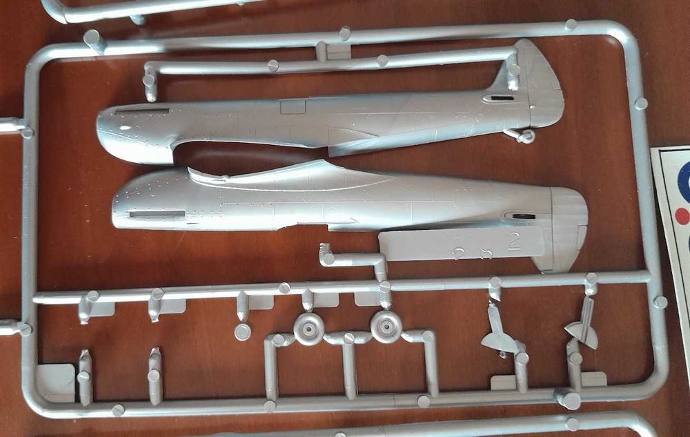 Heller Spitfire 1_72