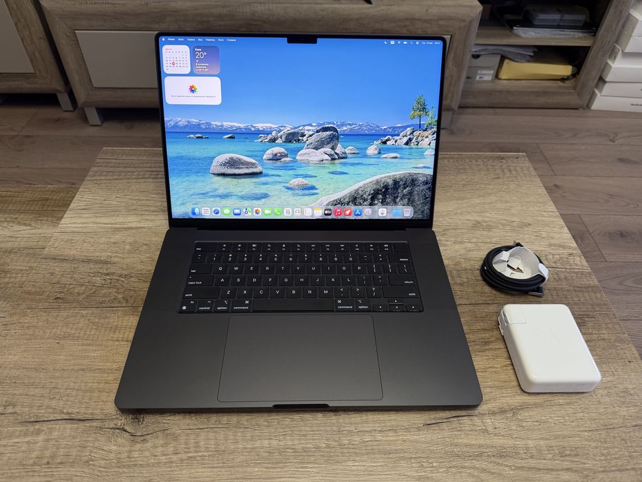Макбук Apple MacBook Pro 16 2025 M4 Pro 24/512 Space Black, ИДЕАЛ!