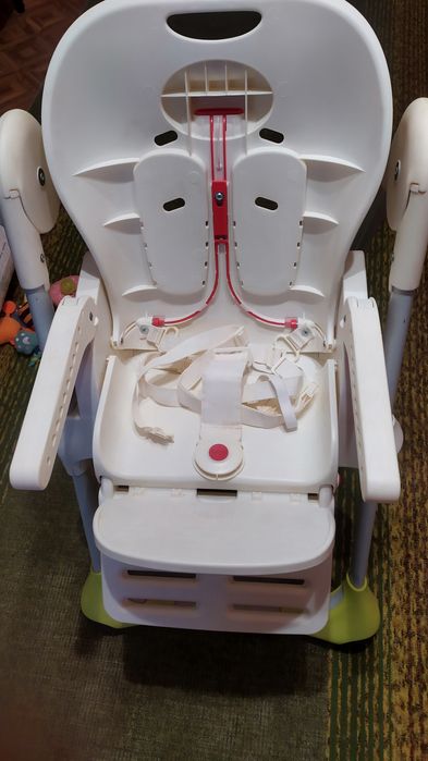 Стільчик Chicco 2 в 1. Для годування діток