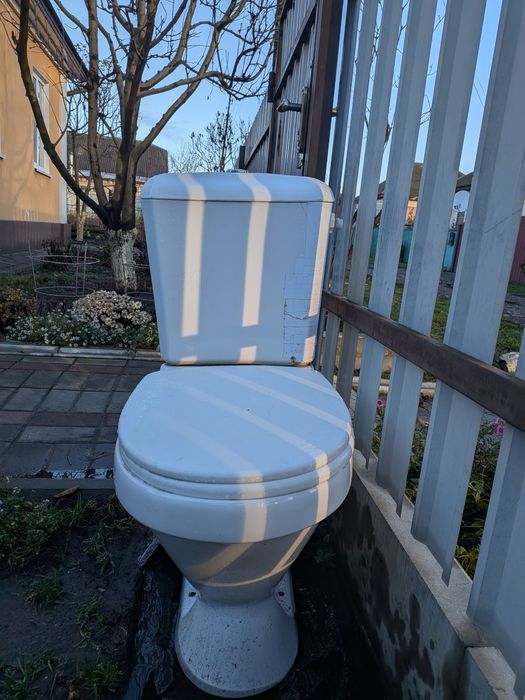 Унітаз тимчасовий, будівельний