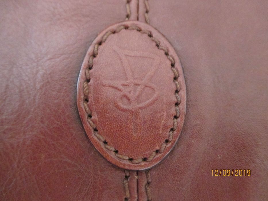 Mala antiga de pele para senhora Traditio