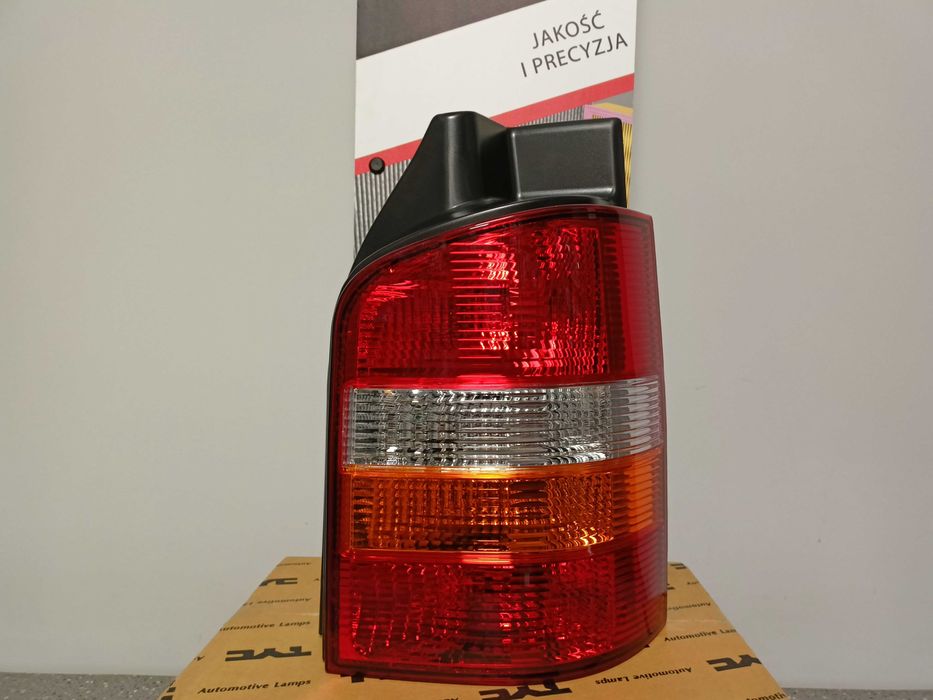 VW Transporter T5 2003- /KLAPA/ Lampa tył prawa.> PROMOCJA !!!