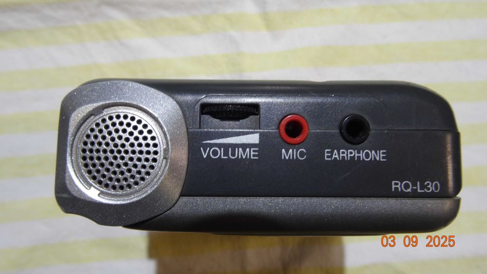 Диктофон касетний PANASONIC RQ-L30