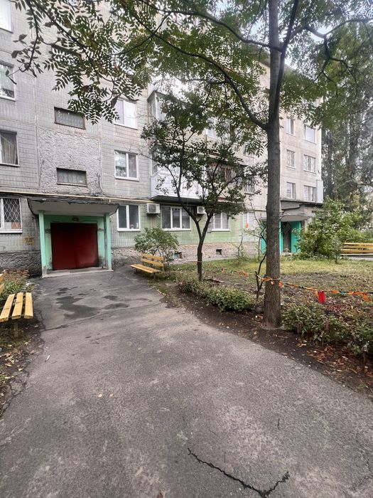 Продаж двокімнатноі квартири