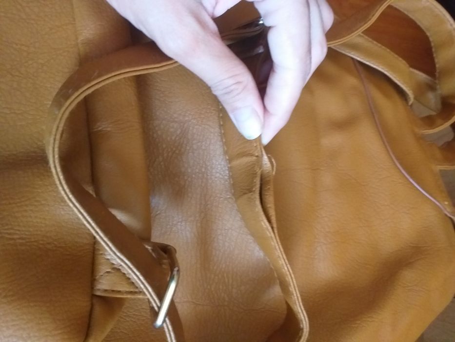 Продам рюкзак, коричневого кольору