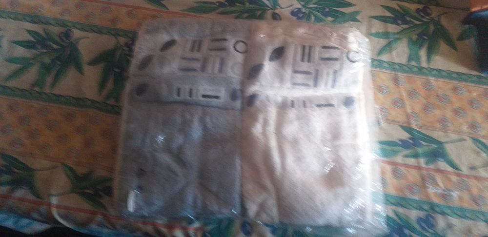 Conjunto de 5 toalhas novas