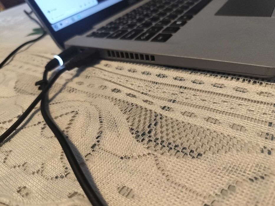 Portátil Dell Latitude 5410 em ótimo estado!