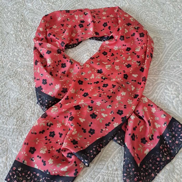Шарф шовковий LAURA ASHLEY