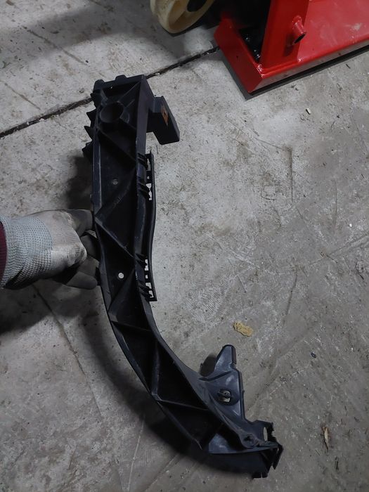 slizg mocowanie lampy pod lampe bmw e87 e82 e81 lewy prawy