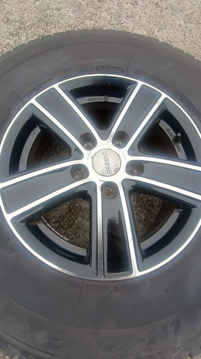 Alufelgi DEZENT 16" 5x120 z oponami Bridgestone 245/70 r16 4x4 zimowe