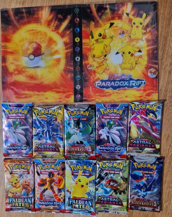 Album plus kolekcja kart