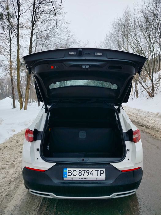 Opel Grandland X 2019 Plug-in Hybrid (300 к.с.)