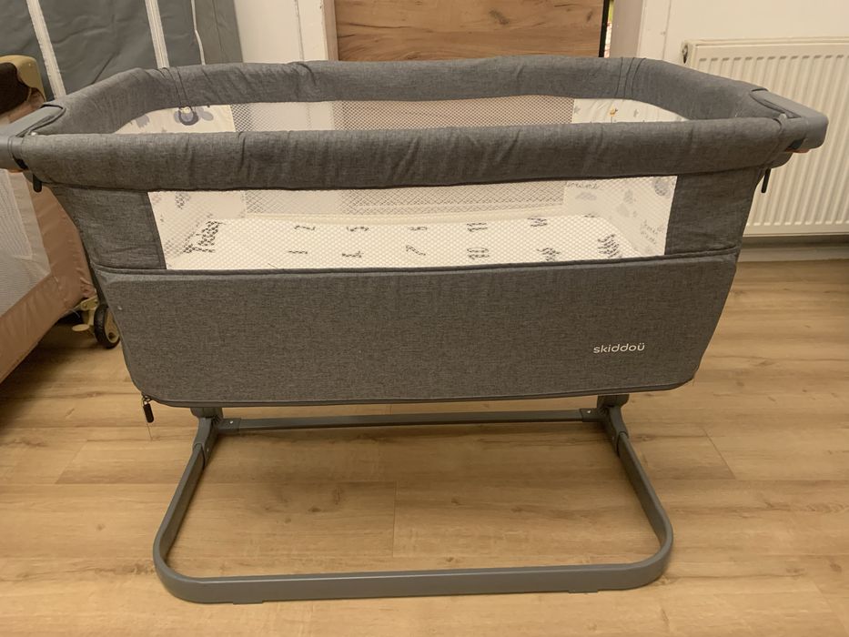 Łóżeczko  dostawne