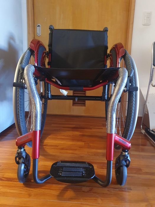 iнвалідний візок активний Quickie Nitrum