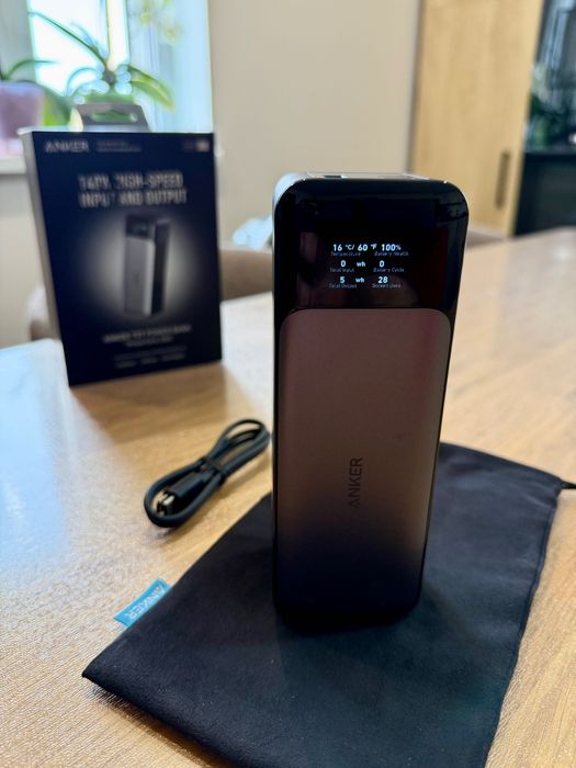Power Bank Anker 737
