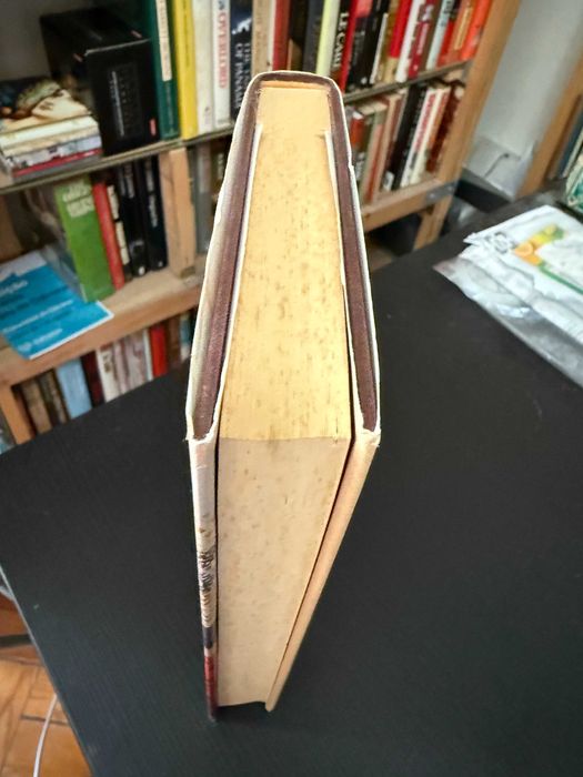 Andrea Camilleri – Rounding the Mark