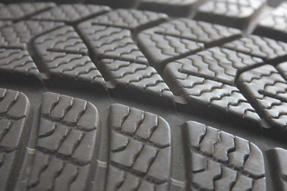 205/50/17 Pirelli Sottozero 3 205/50 R17 93H XL A01 2024r