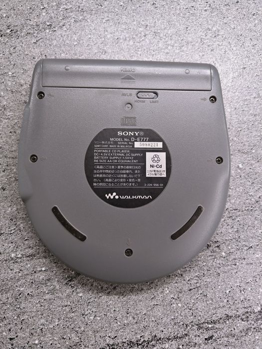 Walkman CD odtwarzacz CD Sony D-E777