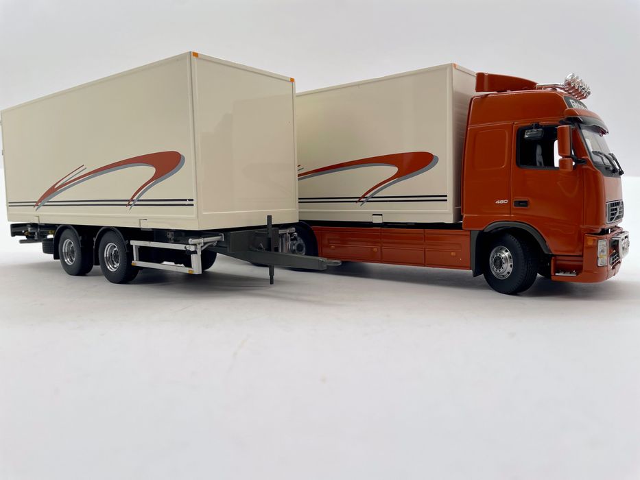MOTORART . 1/43 VOLVO FH12 с прицепом.Фура: 8 000 грн