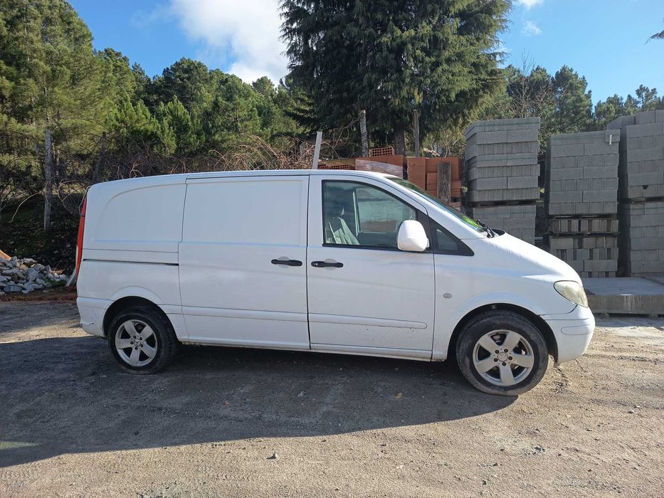 Carrinha Comercial Mercedes Vito