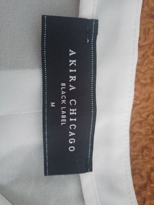 Жіноча кофта AKIRA CHICAGO