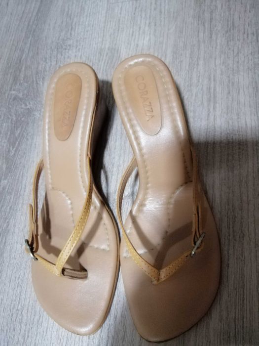 Sandálias de cunha, Corazza, tamanho 36