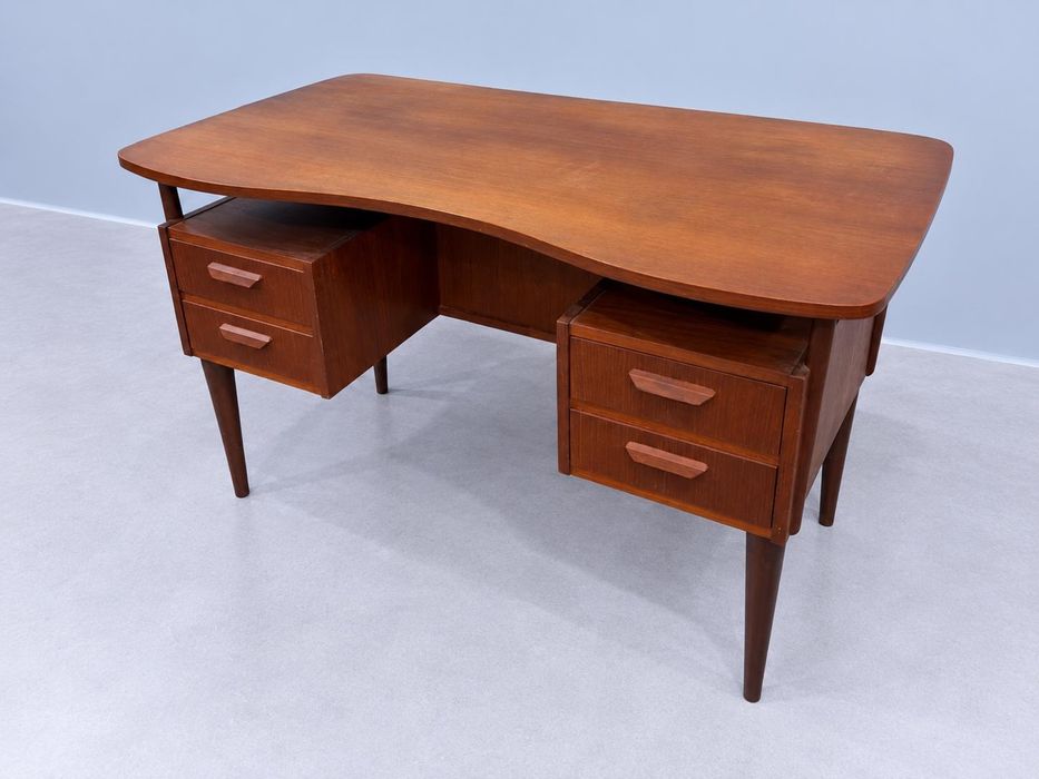 Piękne tekowe biurko / Gunnar Nielsen Tibergaard / vintage / Mid Century Modern / dowóz wysyłka