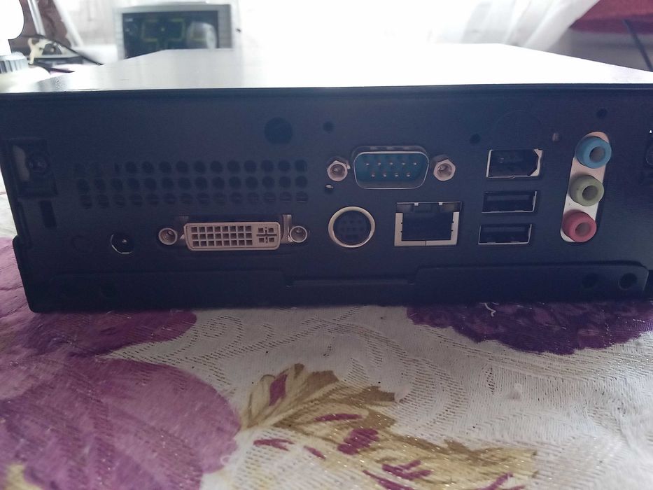 Міні пк Tarox( intel® core2 t7200 , 3/250 gb)+монітор 22".