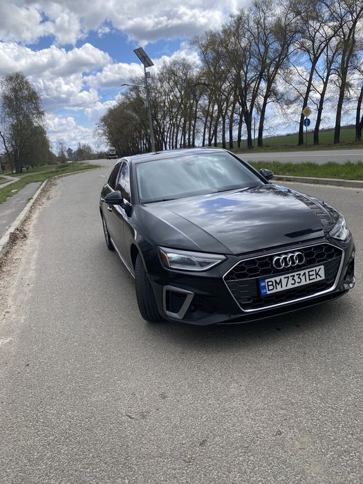 В продаже Audi A4 b9
