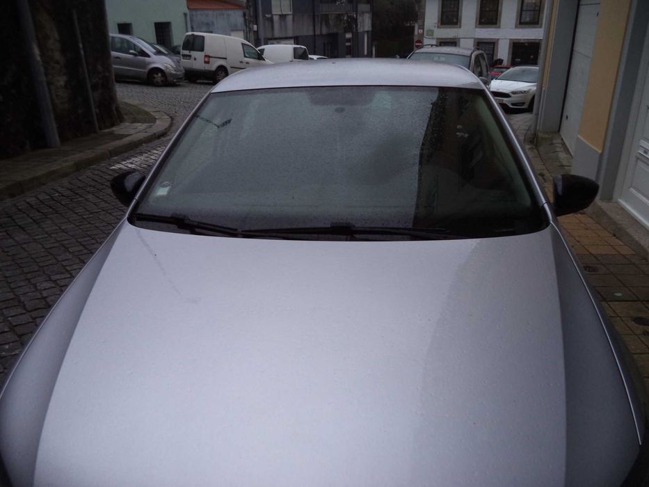 W  POLO  1.2-gasolina  180000 km-2013