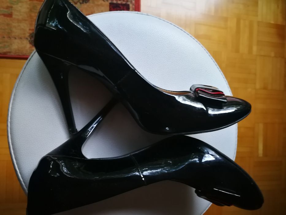 Buty damskie, lakierowane szpilki, Arka, rozmiar 39